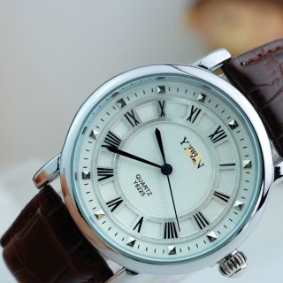 Roman Numeral Markers White/Black Dial Alloy Case Leather Strap Men Watch