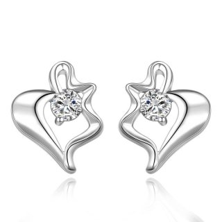 Fashion Silver Heart-Shaped Zircon Earrings Heart Stud Earring Romantic Silver Plated