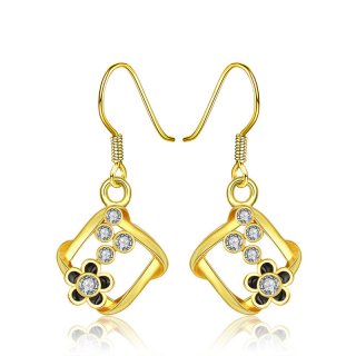 Square Shape Flower Diamond Earrings For Women LKN18KRGPE1044