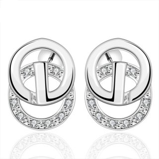 Round Stud Diamond Earrings For Women LKNSPCE399